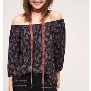 Caitha Top by Deletta